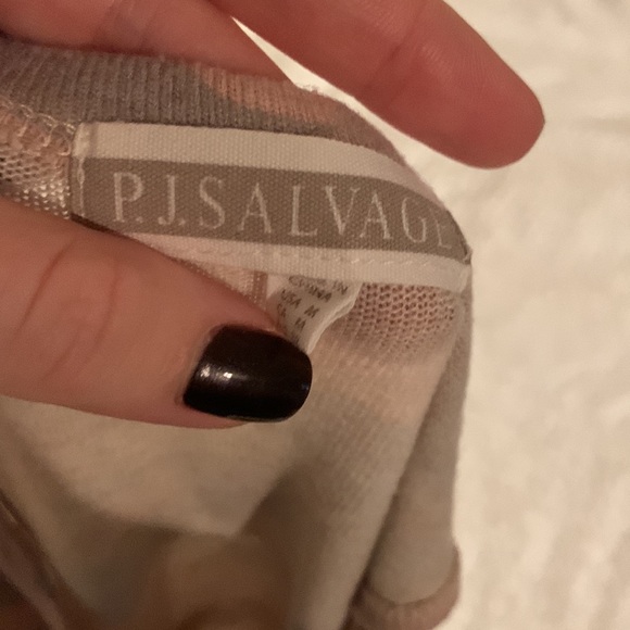 Pink camo pj salvage shirt - Picture 3 of 3